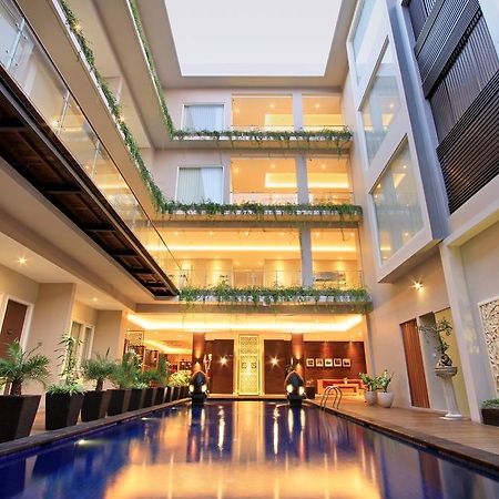 Ohana Hotel Kuta Kuta Lombok Esterno foto